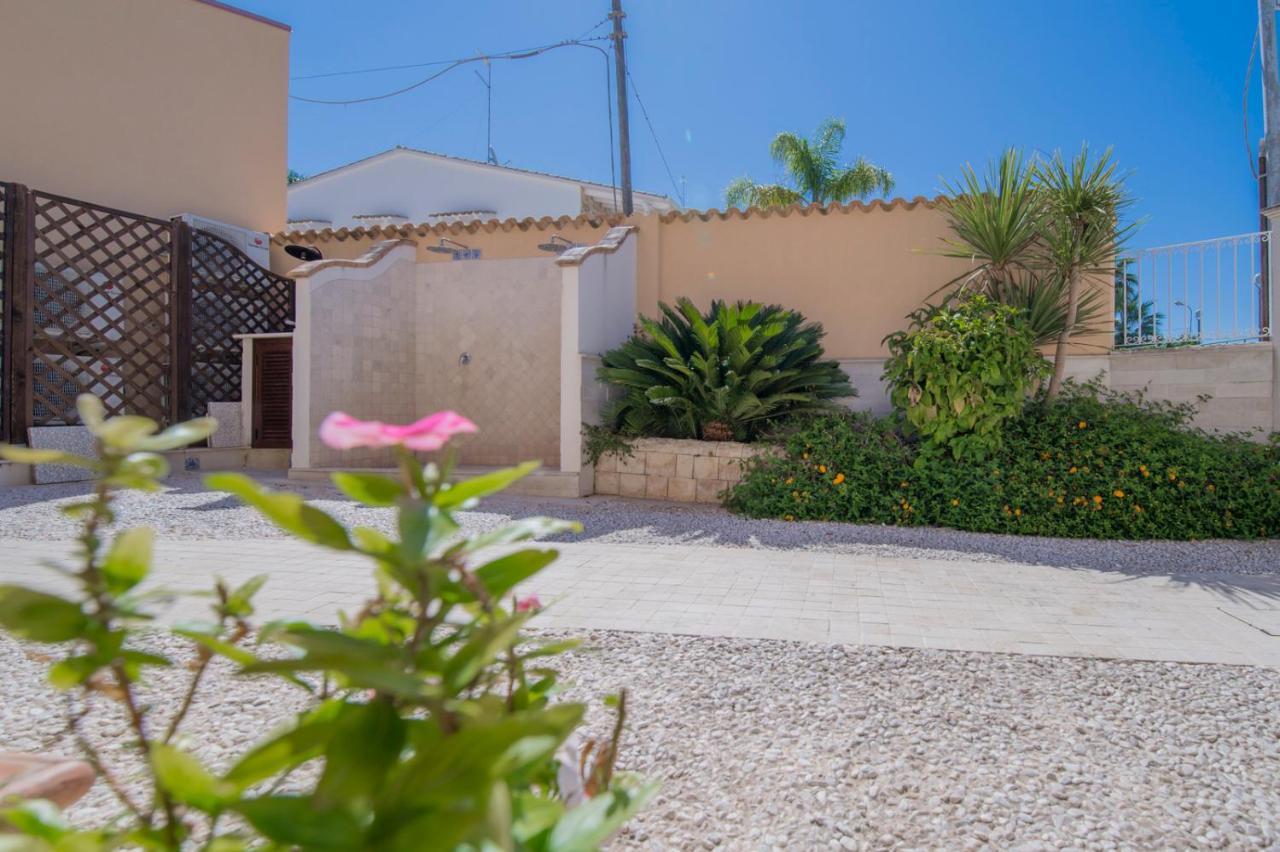 Villa Sajonara Elvira Fontane Bianche Exterior foto